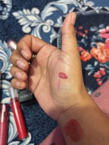 Cloud Kiss Liquid Blush