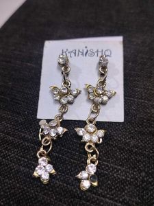 Sparkling Flower Drop Earrings
