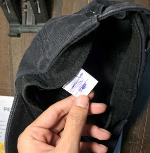 Nike Black Cap with Keychain