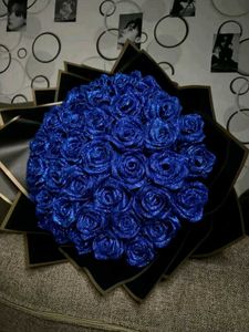 Sparkling Blue Rose Bouquet