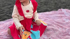 Cute Apple Print Dress for Girls