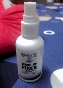 Insight Makeup Fixer Spray