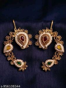 Designer Ethnic Earrings with Pearls