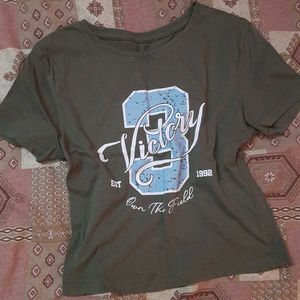 Victory Graphic T-Shirt