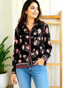 Chic Floral Print Button-Up Shirt Size-34