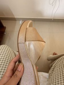 Stylish Beige Cross-Strap Sandals