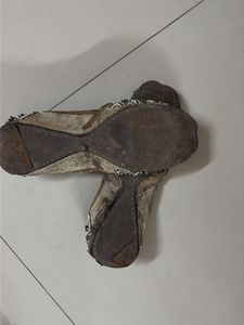 Embellished Jutti Flats