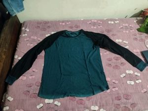 Trends Tower Full Sleeves Sweatshirt (M Size)