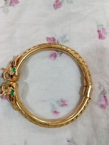 Beautiful Kada Single