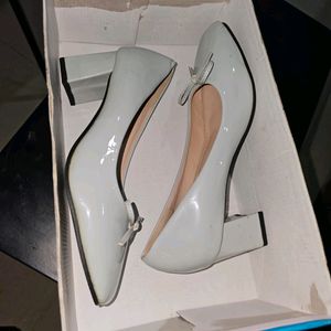 New Chic grey Patent Bow Ballerina Flats