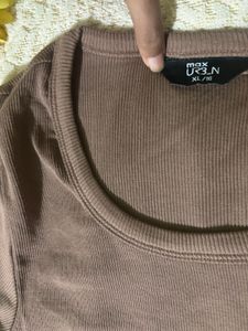 Max Ribbed Cropped Top