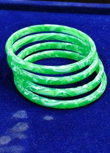 Vibrant Green Swirl Bangles Set