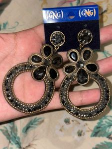Vivienne Westwood necklace n goth earrings