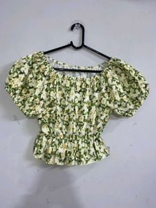Floral Print Off-Shoulder Puff Sleeve Top