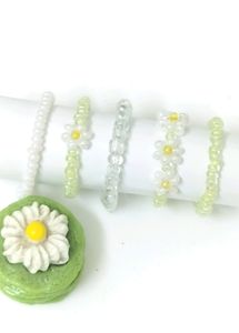 Daisy Beads Ring