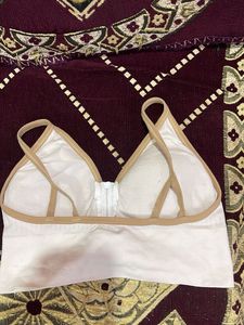 Comfortable White Bra with Zipper