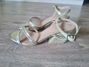 House of Pataudi Sparkly Gold - Mint Green Strappy
