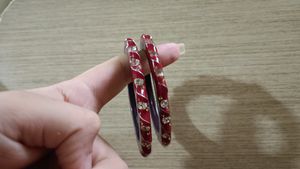 Bright Red Colour Daily Use Bangles