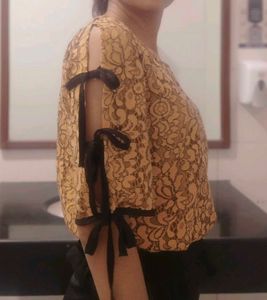 Leopard Print Ribbon Sleeve Top