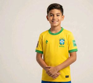10 - 13 Yr old boys / girls jersey Brazil Football