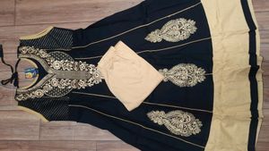 Anarkali Suit With Seleves And Leggings Set 🛍