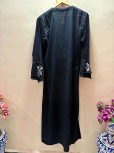 Black Floral Embroidered abaya