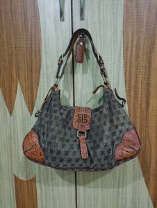 Chic Monogram Shoulder Bag