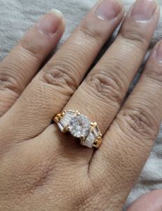 Sparkling Statement AD Ring