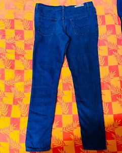 Classic Stretchable Blue Denim Jeans for women
