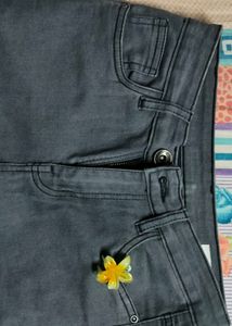 WOMEN'S Gray High-Waisted Skinny DENIM Jeans 💗