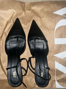 Zara leather kitten heels
