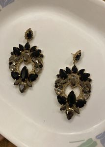Exquisite Black &amp; Crystal Statement Earrings