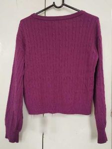 Cable Knit Cropped Sweater