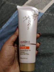 Ozone D-Tan Scrub