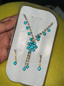 Combo Elegant Turquoise Crystal Necklace