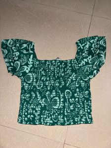 Green Floral Print Smocked Crop Top