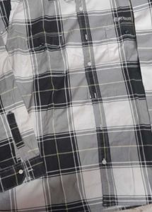 Men's Plaid Button-Up Shirt