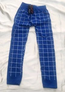Blue Grid Pattern Leggings