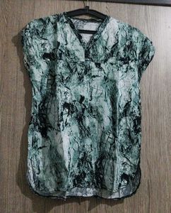 Stylish Abstract Print Top