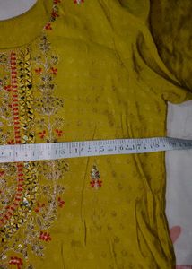 Beautiful Yellow Kurta with Embellishments