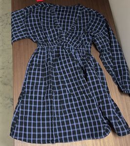 Chic Plaid V-Neck Dress