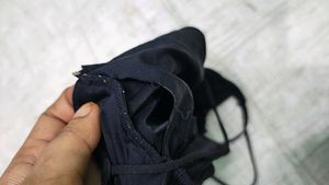 Stylish Black Sports Bra
