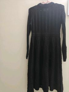 Runway Designer Chic Black Midi Dress with Belt