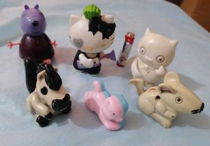 6 toys.