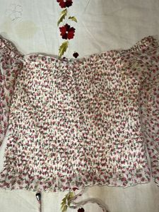 cute floral top