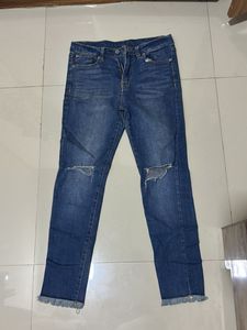 Stylish Ripped Blue Denim Jeans