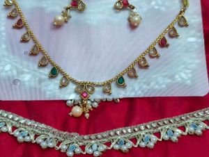 Elegant Pearl &amp; Gemstone Necklace Set