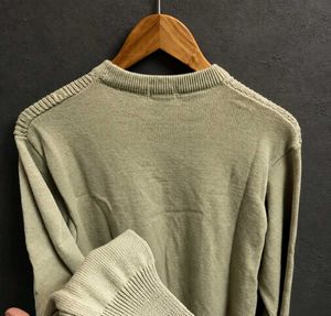 TRENDS Premium Cable Knit  Sweater