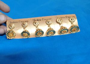 Traditional Gold Jhumka Earrings
