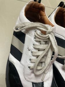 Stylish Men's Casual Sneakers